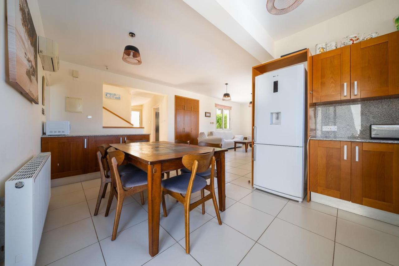 Atlantica 4 Bedroom Villa Near The Beach Protaras Exteriör bild