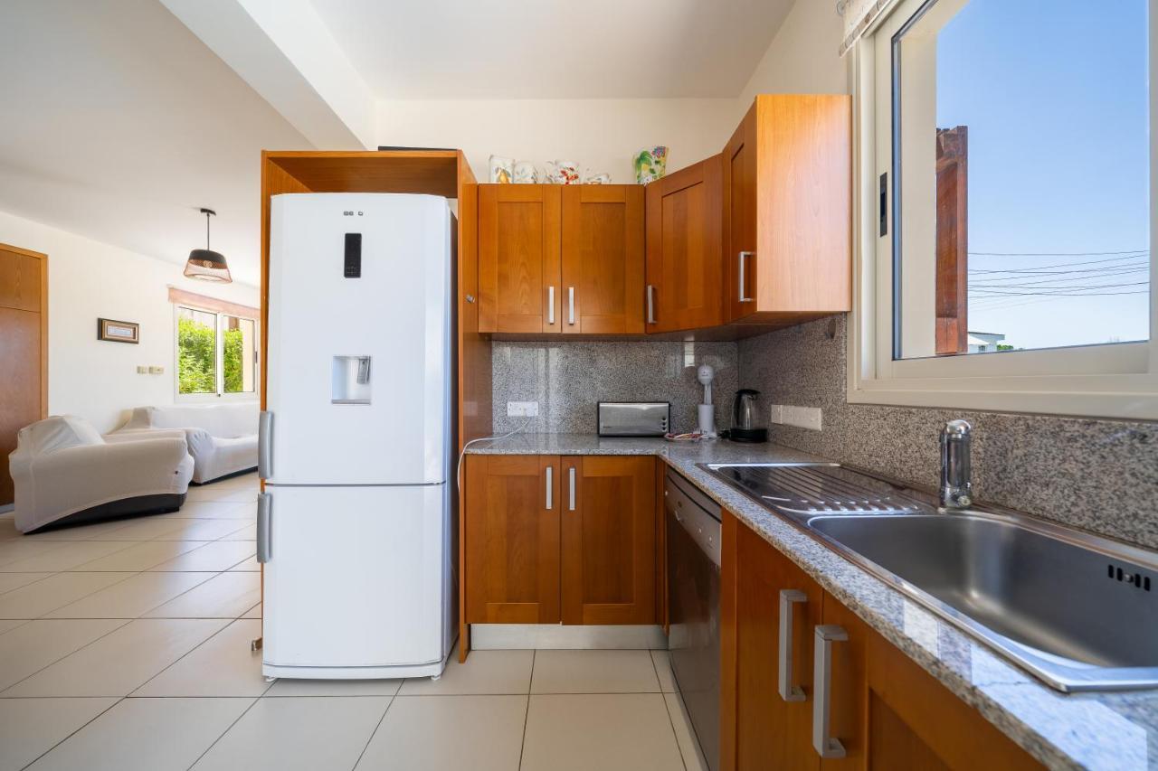 Atlantica 4 Bedroom Villa Near The Beach Protaras Exteriör bild