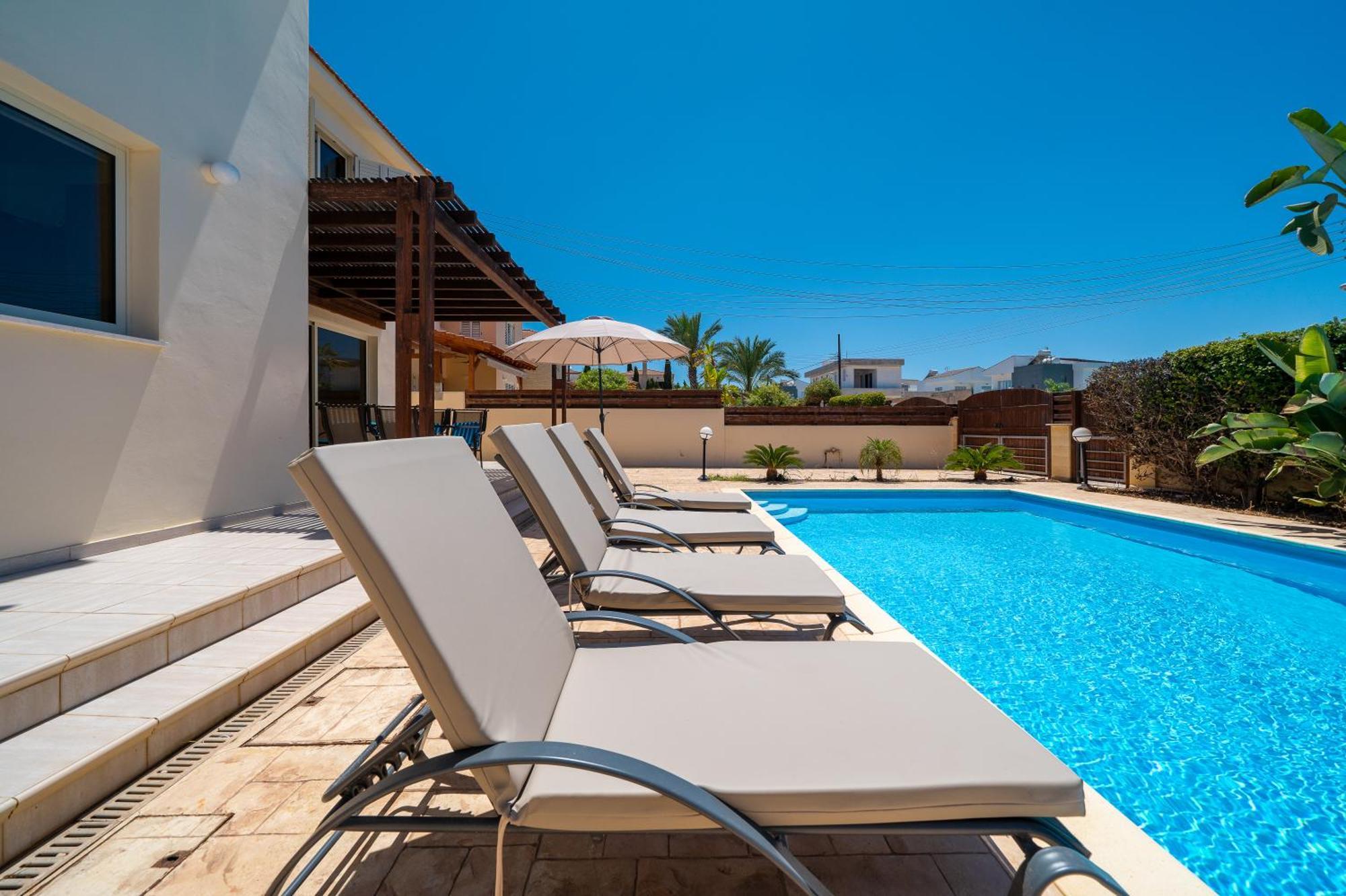 Atlantica 4 Bedroom Villa Near The Beach Protaras Exteriör bild