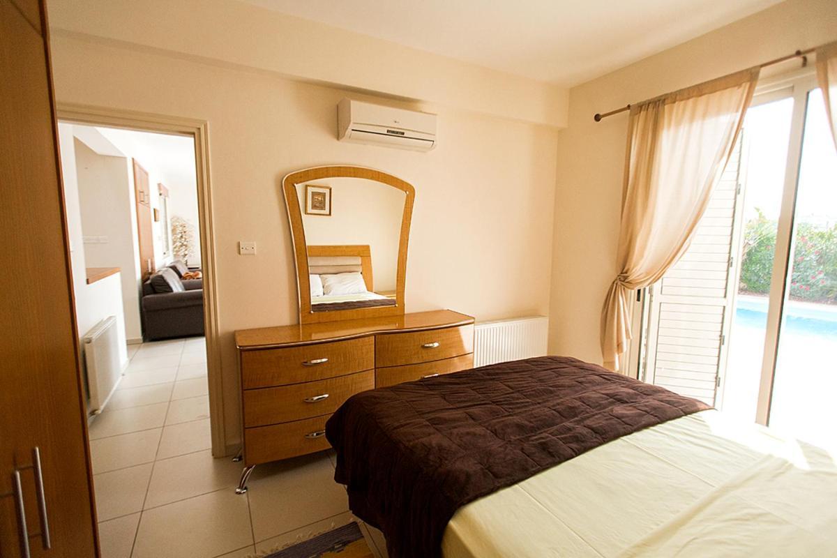 Atlantica 4 Bedroom Villa Near The Beach Protaras Exteriör bild